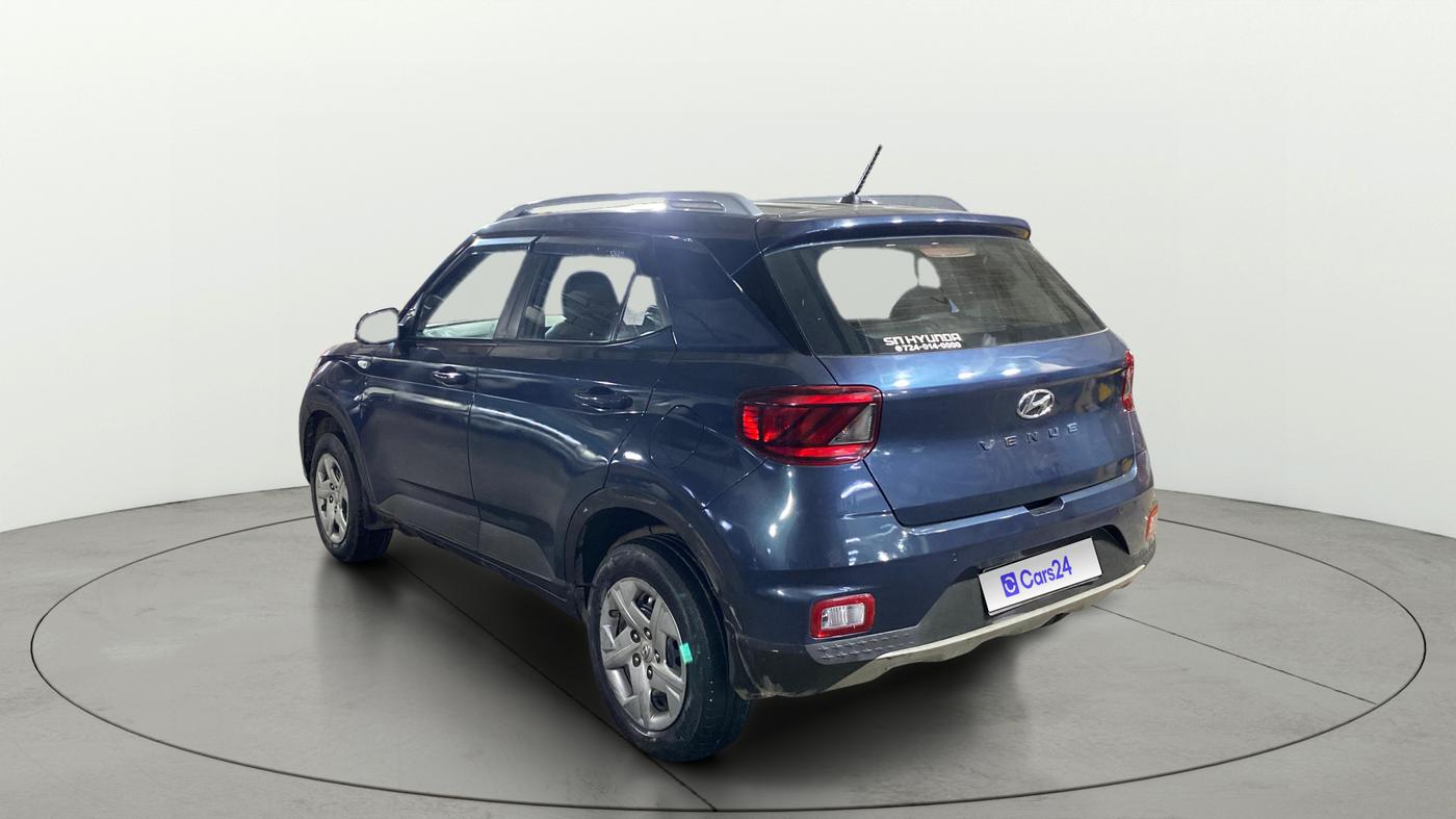 2022 Hyundai VENUE S 1.2, Petrol, Manual, 77,932 km, Left Back Diagonal