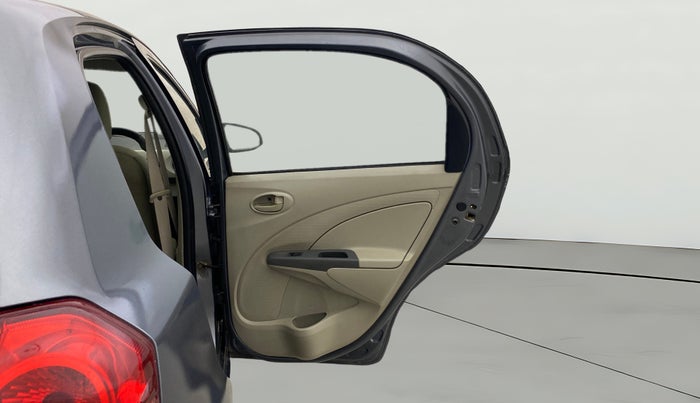 2015 Toyota Etios Liva G, Petrol, Manual, 47,064 km, RHS Rear Door