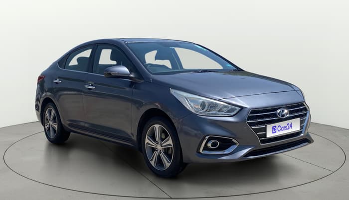 2017 Hyundai Verna 1.6 VTVT SX (O) AT, Petrol, Automatic, 1,07,501 km, Right Front Diagonal
