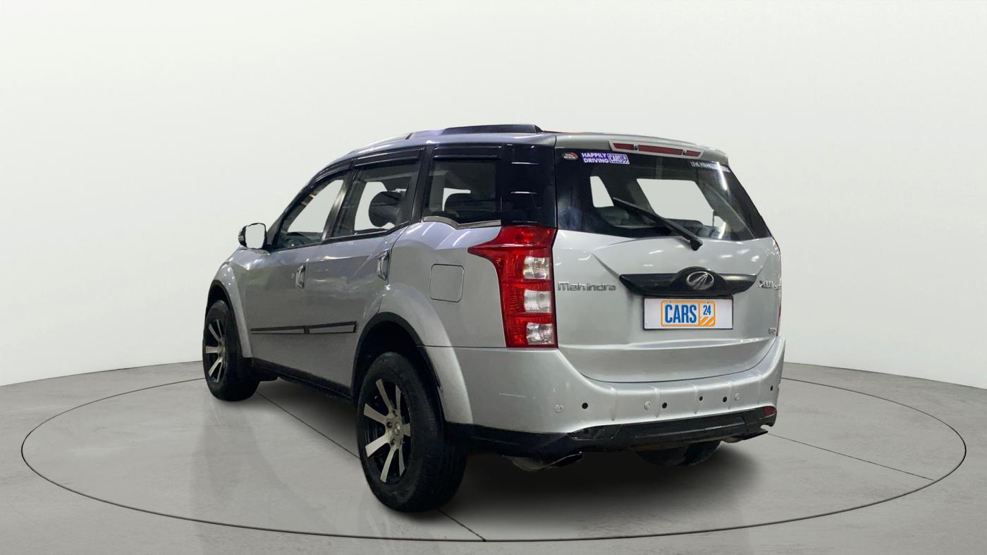 2016 Mahindra XUV500 W6, Diesel, Manual, 80,290 km, Left Back Diagonal
