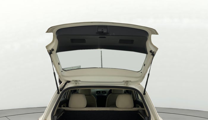 2012 Volkswagen Polo TRENDLINE 1.2L PETROL, Petrol, Manual, 1,00,825 km, Boot Door Open