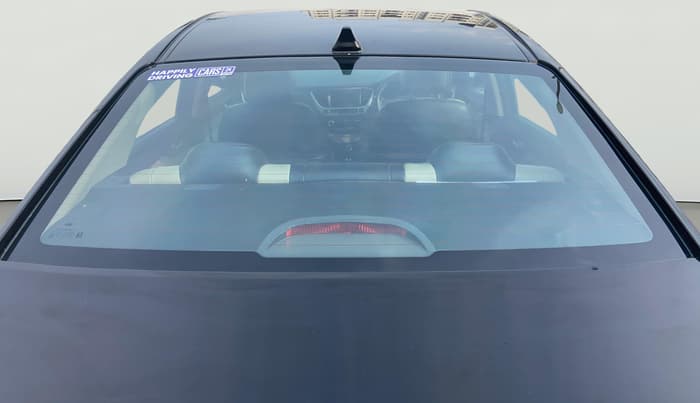 2018 Hyundai Verna 1.6 VTVT SX, Petrol, Manual, 77,642 km, Rear Windshield