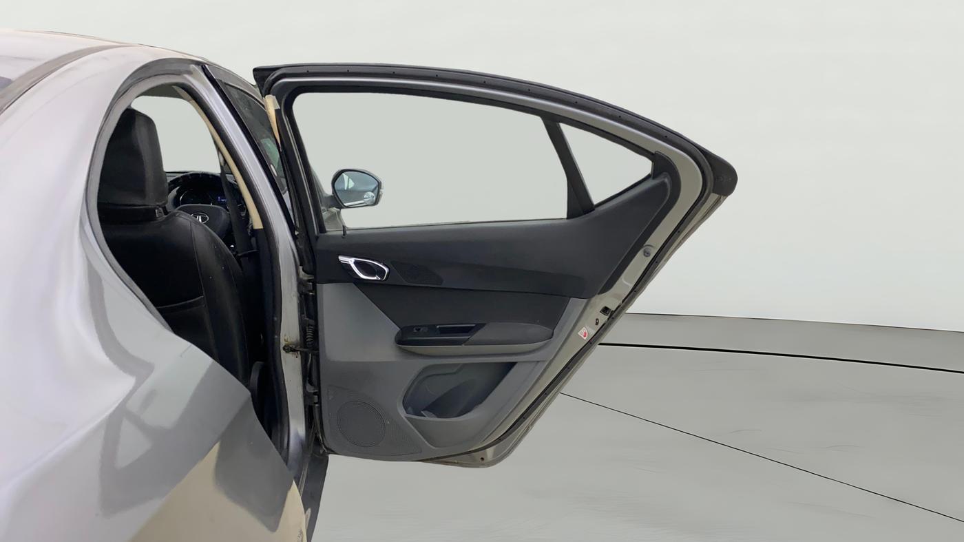 2018 Tata TIGOR XZ PETROL, Petrol, Manual, 43,242 km, RHS Rear Door