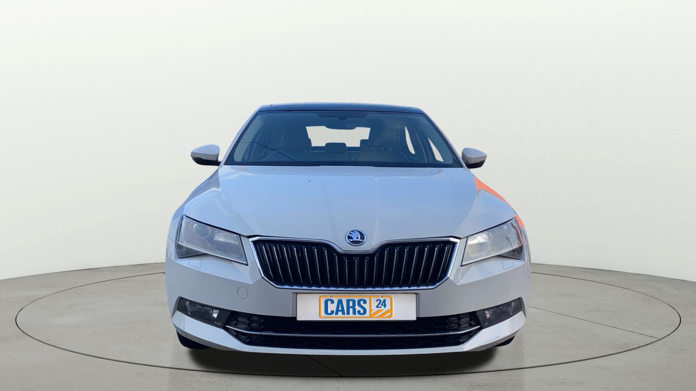 2018 Skoda Superb L&K 1.8 TSI AT, Petrol, Automatic, 82,371 km, Front