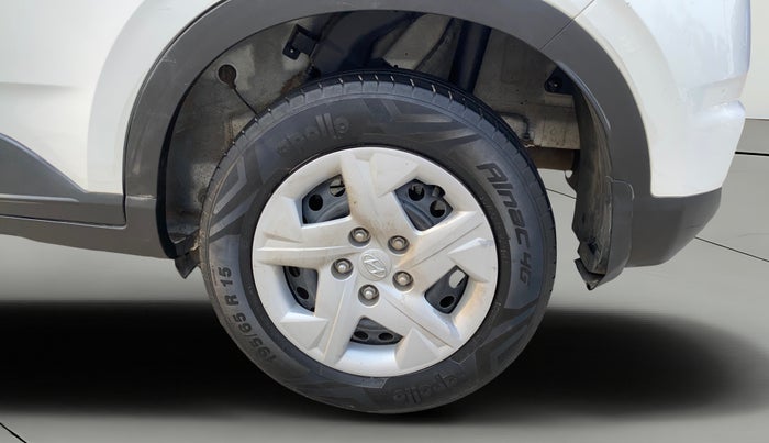 2021 Hyundai VENUE S 1.2, Petrol, Manual, 75,315 km, Left Rear Wheel