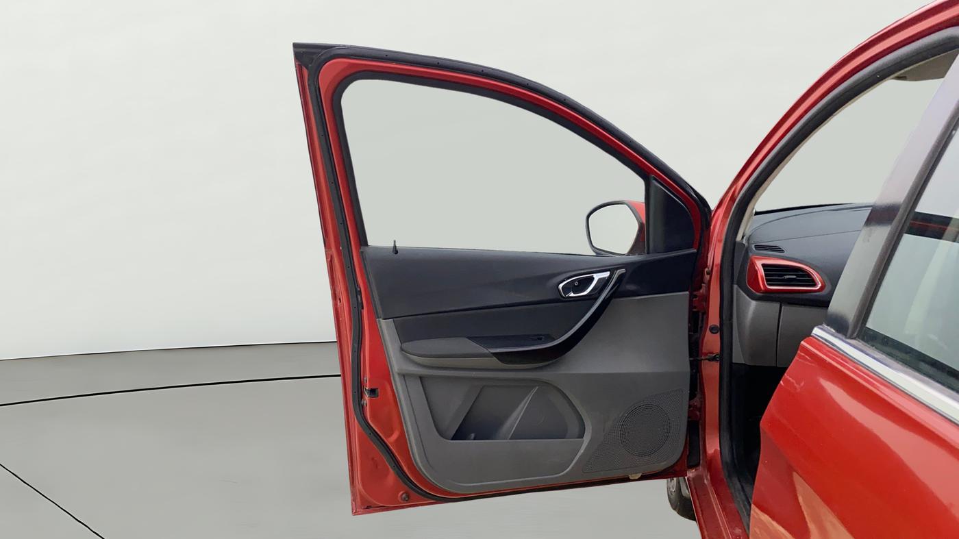2018 Tata TIGOR XZ (O) PETROL, CNG, Manual, 76,584 km, LHS Front Door