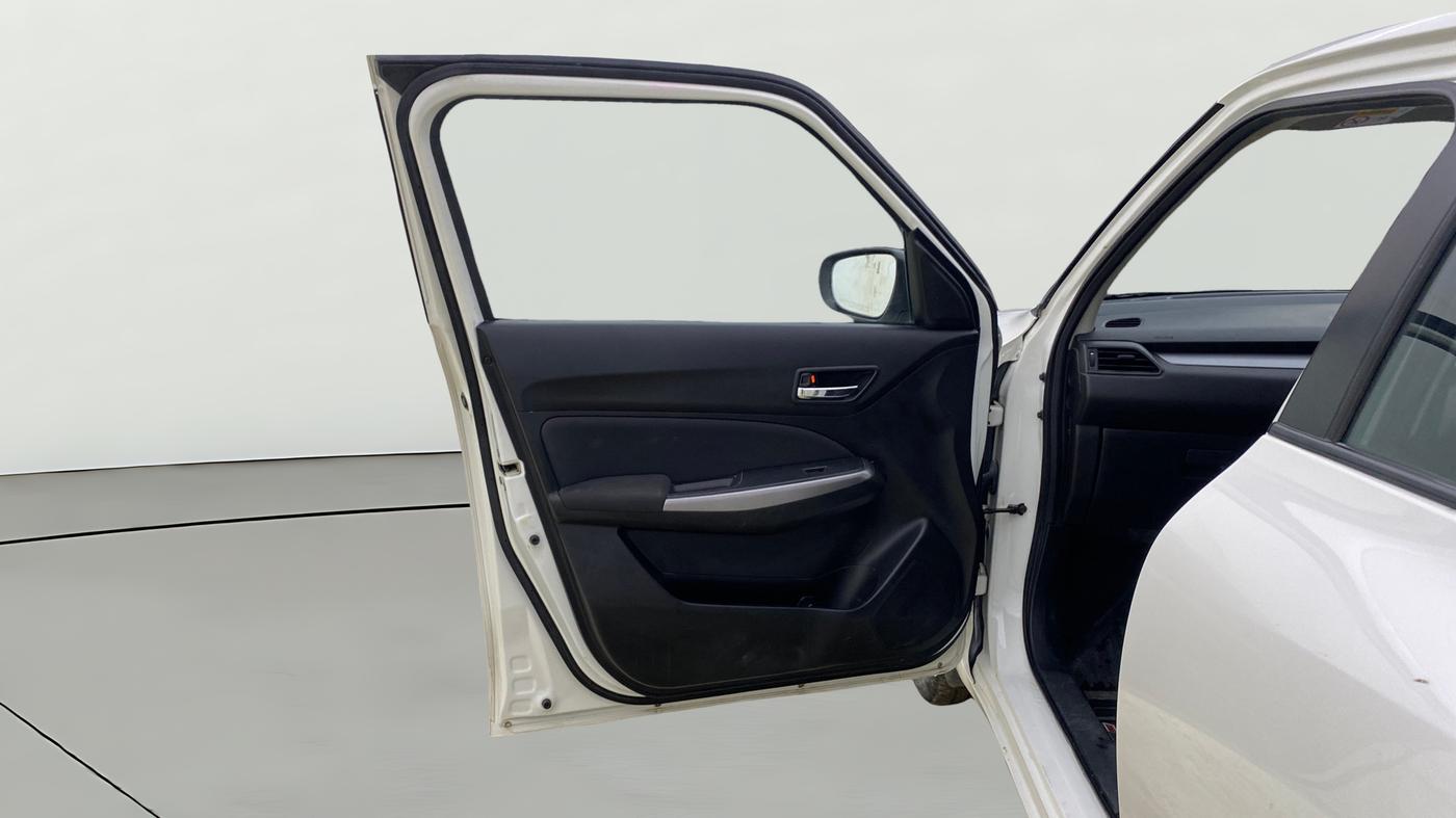 2022 Maruti Swift ZXI AMT, Petrol, Automatic, 32,366 km, LHS Front Door