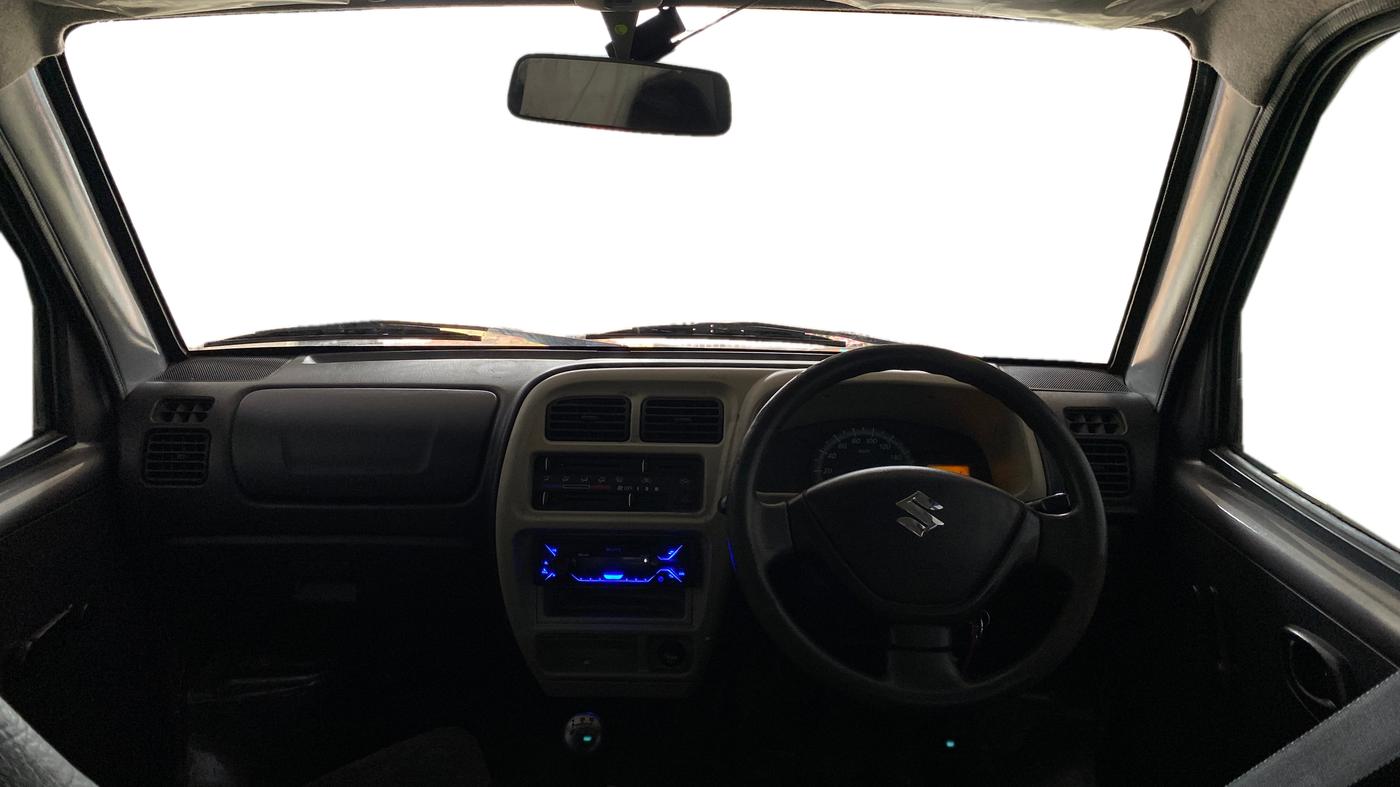 2022 Maruti Eeco 5 STR AC (O), Petrol, Manual, 18,201 km, Dashboard