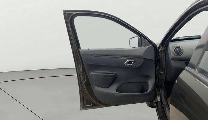 2020 Renault Kwid RXT 1.0 AMT (O), Petrol, Automatic, 1,19,976 km, LHS Front Door