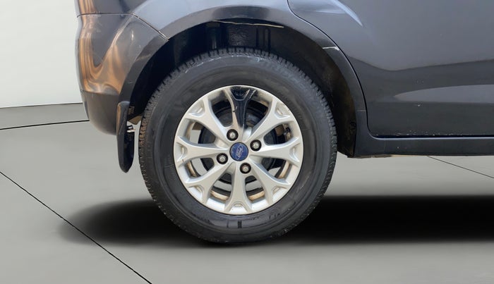 2012 Ford Figo TITANIUM 1.4 DIESEL, Diesel, Manual, 96,737 km, Right Rear Wheel