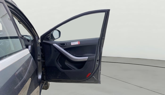 2021 Tata NEXON XMA PETROL, Petrol, Automatic, 29,075 km, RHS Front Door