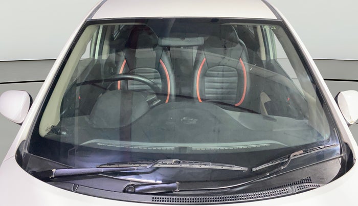 2014 Hyundai Grand i10 MAGNA 1.1 CRDI, Diesel, Manual, 66,215 km, Front Windshield