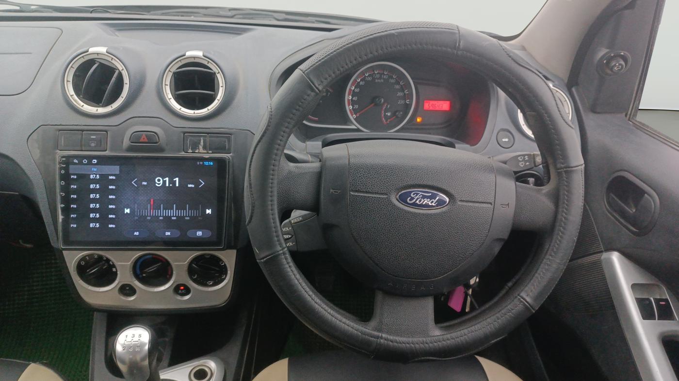 2014 Ford Figo TITANIUM 1.2 PETROL, Petrol, Manual, 59,725 km, Steering Wheel Close Up