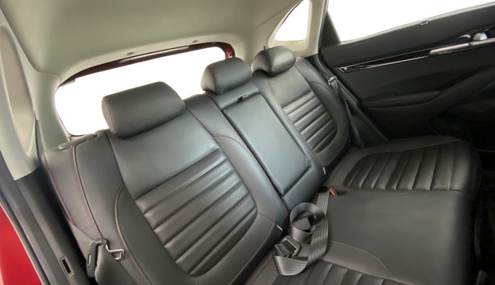 2022 KIA SELTOS GTX PLUS 1.5 DIESEL AT, Diesel, Automatic, 87,335 km, Right Side Rear Door Cabin