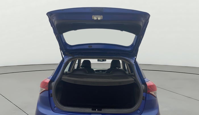 2015 Hyundai Elite i20 SPORTZ 1.2, Petrol, Manual, 66,605 km, Boot Open Zoomed View