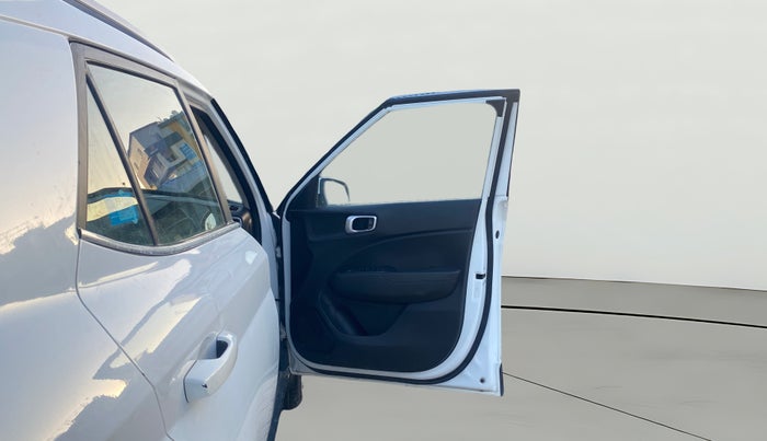 2021 Hyundai VENUE SX 1.0 TURBO IMT, Petrol, Manual, 67,332 km, RHS Front Door