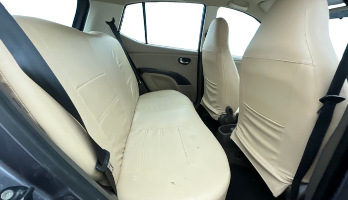 2014 Hyundai i10 SPORTZ 1.1, Petrol, Manual, 67,556 km, Right Side Rear Door Cabin