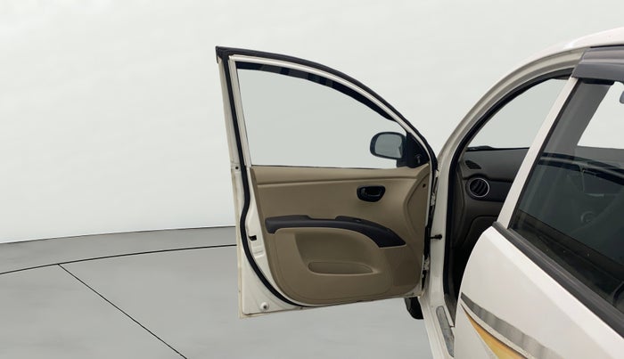 2013 Hyundai i10 ERA 1.1, Petrol, Manual, 17,646 km, LHS Front Door