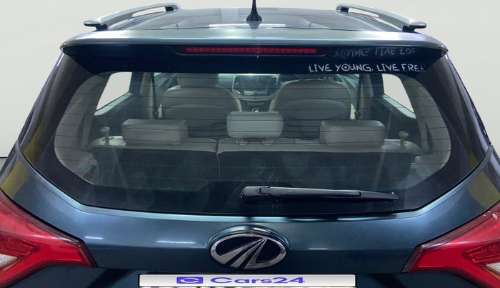 2019 Mahindra XUV300 W8 (O) 1.5 DIESEL, Diesel, Manual, 84,648 km, Rear Windshield