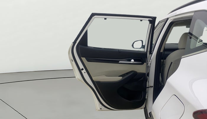 2022 KIA SELTOS HTX IVT 1.5 PETROL, Petrol, Automatic, 21,708 km, LHS Rear Door