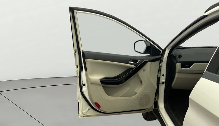 2022 Tata NEXON XZ PLUS DIESEL, Diesel, Manual, 96,471 km, LHS Front Door