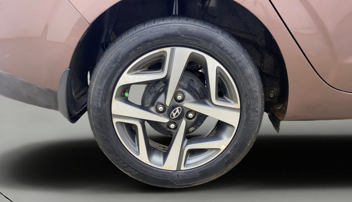 2020 Hyundai AURA SX 1.2, Petrol, Manual, 39,969 km, Right Rear Wheel