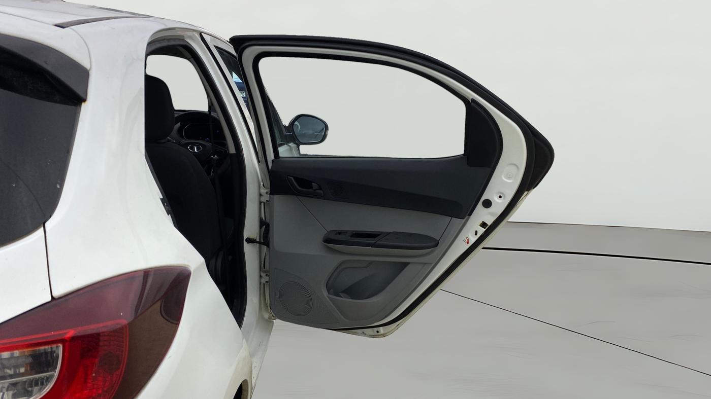 2022 Tata Tiago XT PETROL, Petrol, Manual, 62,423 km, RHS Rear Door