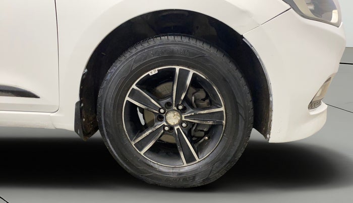 2014 Hyundai Elite i20 SPORTZ 1.2, Petrol, Manual, 68,233 km, Right Front Wheel