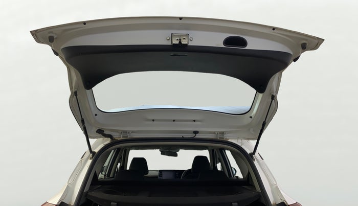 2022 KIA SELTOS HTK PLUS 1.5, Petrol, Manual, 25,551 km, Boot Door Open