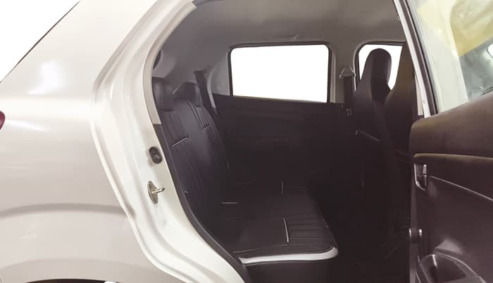 2022 Maruti S PRESSO VXI S-CNG, CNG, Manual, 27,008 km, Right Side Rear Door Cabin
