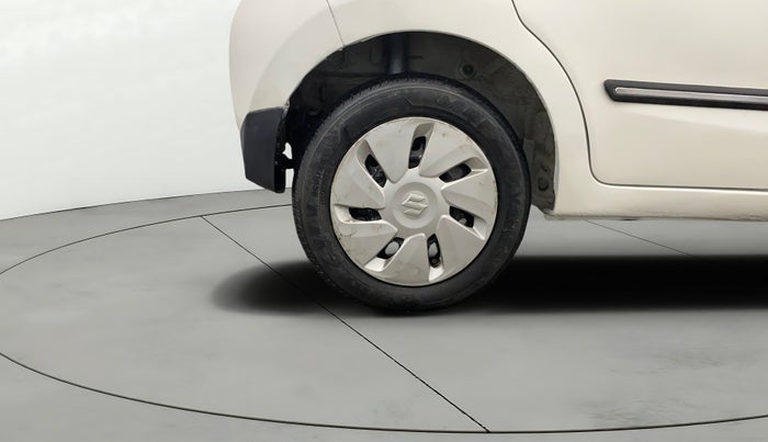 2016 Maruti Celerio VXI, Petrol, Manual, 1,34,515 km, Right Rear Wheel