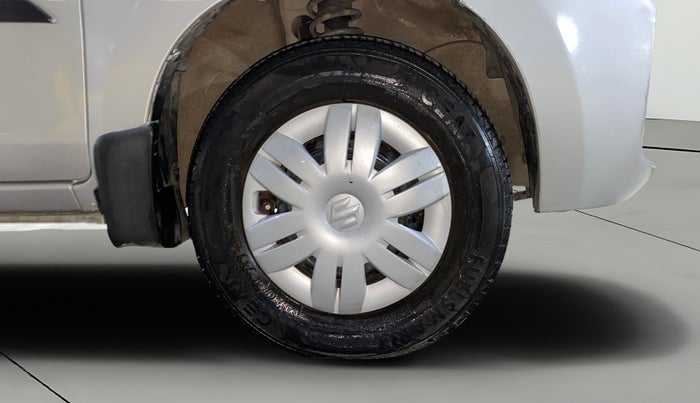 2021 Maruti Alto VXI, Petrol, Manual, 52,097 km, Right Front Wheel