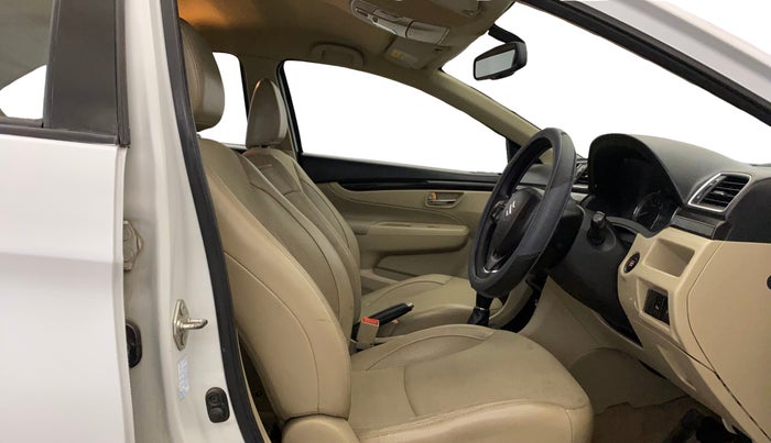 2017 Maruti Ciaz ZXI AT, Petrol, Automatic, 64,190 km, Right Side Front Door Cabin