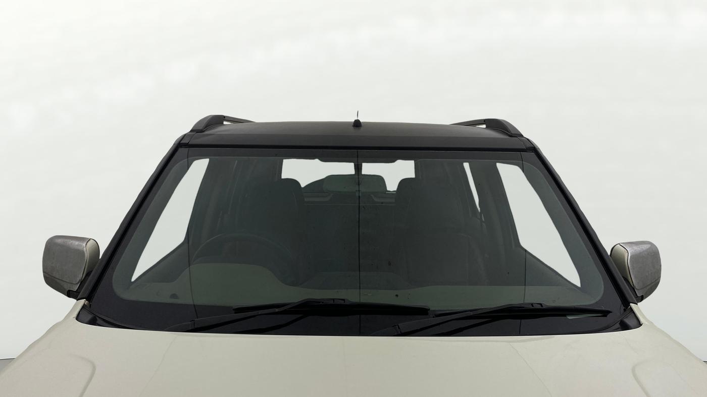 2019 Mahindra TUV300 T10, Diesel, Manual, 59,937 km, Front Windshield