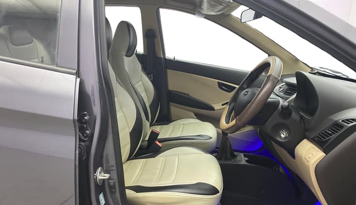2016 Hyundai Eon ERA +, Petrol, Manual, 39,442 km, Right Side Front Door Cabin