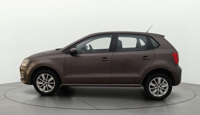 2017 Volkswagen Polo HIGHLINE1.2L, Petrol, Manual, 1,10,489 km, Left Side
