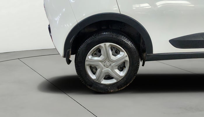 2019 Tata NEXON XM PETROL, Petrol, Manual, 60,650 km, Right Rear Wheel