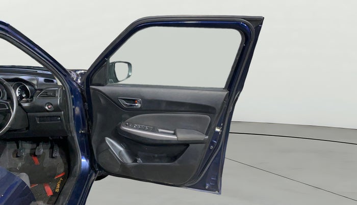 2022 Maruti Swift ZXI, Petrol, Manual, 43,123 km, RHS Front Door