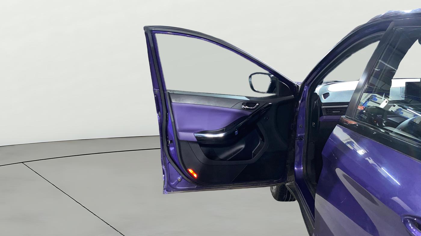 2024 Tata NEXON FEARLESS PURPLE + SUNROOF DCA DUAL TONE 1.2 PETROL, Petrol, Automatic, 14,133 km, LHS Front Door