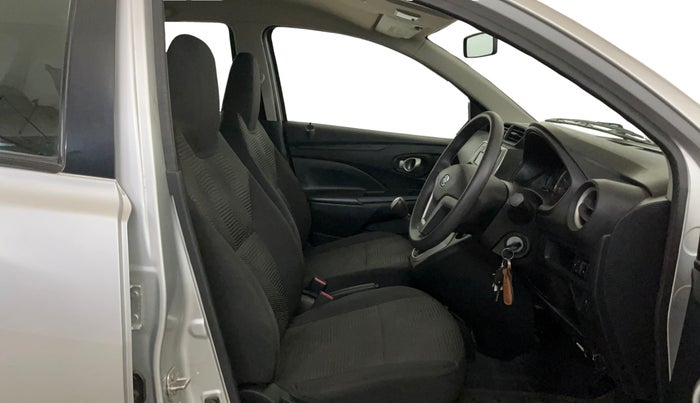 2019 Datsun Go T(O), Petrol, Manual, 16,487 km, Right Side Front Door Cabin