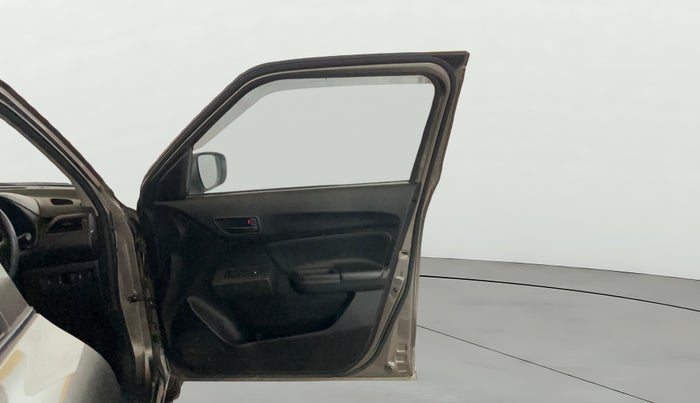 2023 Maruti Swift LXI, Petrol, Manual, 29,593 km, RHS Front Door