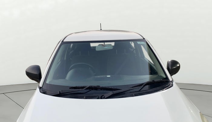 2014 Maruti Swift LXI, Petrol, Manual, 96,432 km, Front Windshield