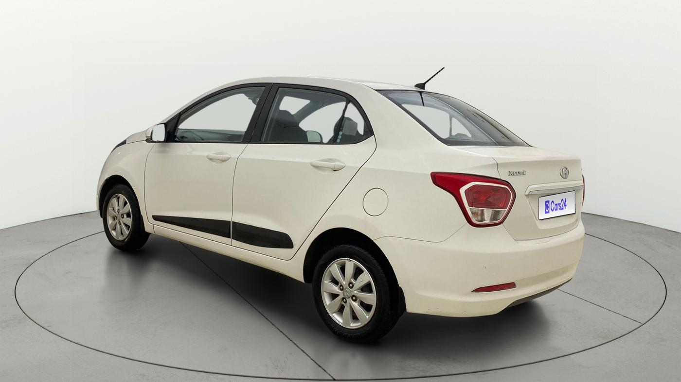 2017 Hyundai Xcent SX 1.2, Petrol, Manual, 36,981 km, Left Back Diagonal
