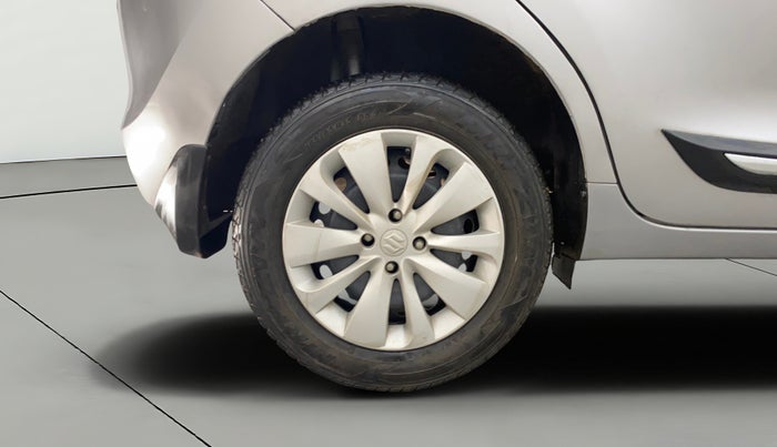 2017 Maruti Baleno DELTA PETROL 1.2, Petrol, Manual, 30,475 km, Right Rear Wheel
