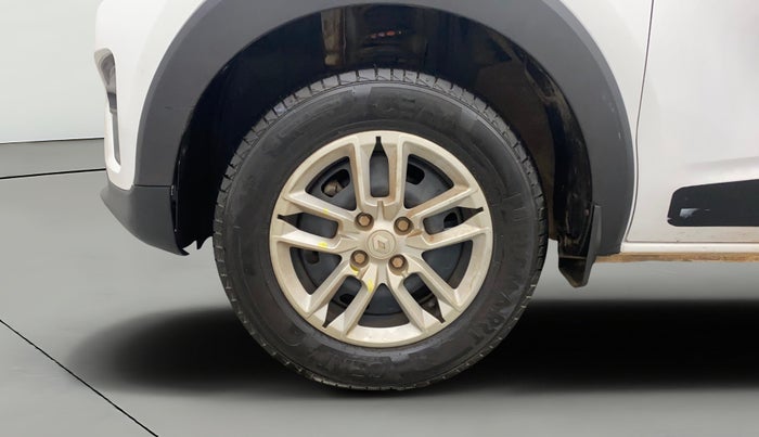 2024 Renault TRIBER RXT, Petrol, Manual, 8,408 km, Left Front Wheel