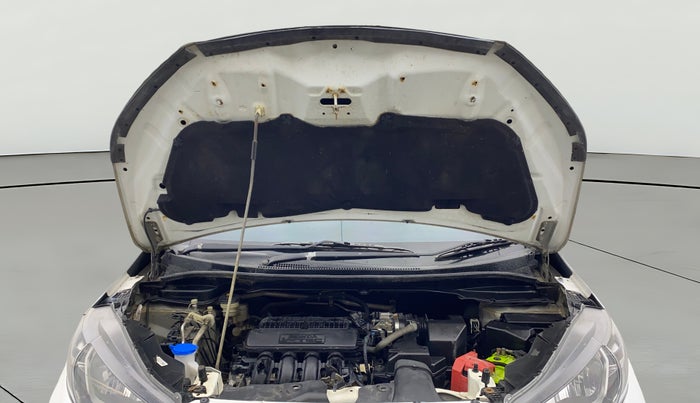 2017 Honda WR-V 1.2L I-VTEC VX MT, Petrol, Manual, 1,35,751 km, Open Bonet