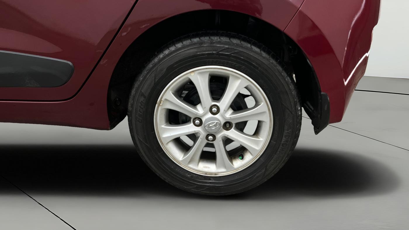 2016 Hyundai Grand i10 ASTA AT 1.2 KAPPA VTVT, Petrol, Automatic, 60,647 km, Left Rear Wheel