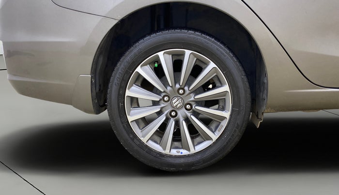 2020 Maruti Ciaz ALPHA 1.5 SHVS PETROL, Petrol, Manual, 40,659 km, Right Rear Wheel