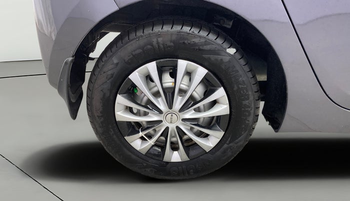 2015 Hyundai Eon D-LITE+, Petrol, Manual, 31,222 km, Right Rear Wheel