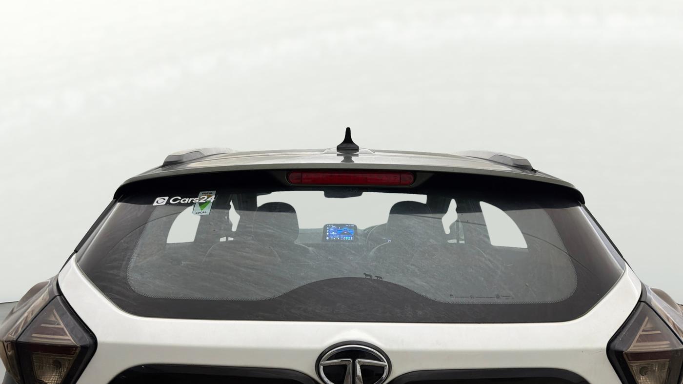 2023 Tata NEXON XM SUNROOF PETROL, Petrol, Manual, 31,146 km, Rear Windshield